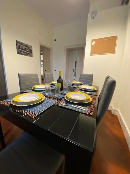 Apartamento Casa Delle 5 Giornate Di Milano 0*,  Italia